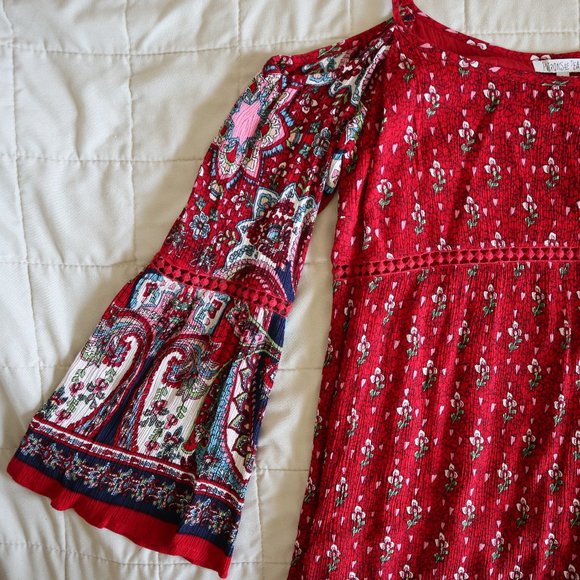 Patrons of Peace Red Cold Shoulder Bell Sleeve Dress - Picture 5 of 11